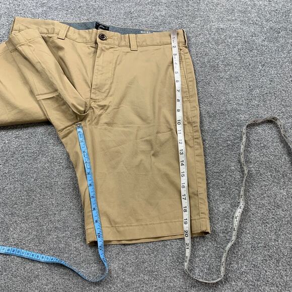 J Crew Shorts Mens 34 Scone Cotton Stretch Chino 10.5 in Flat Front Casual Golf - Picture 8 of 13